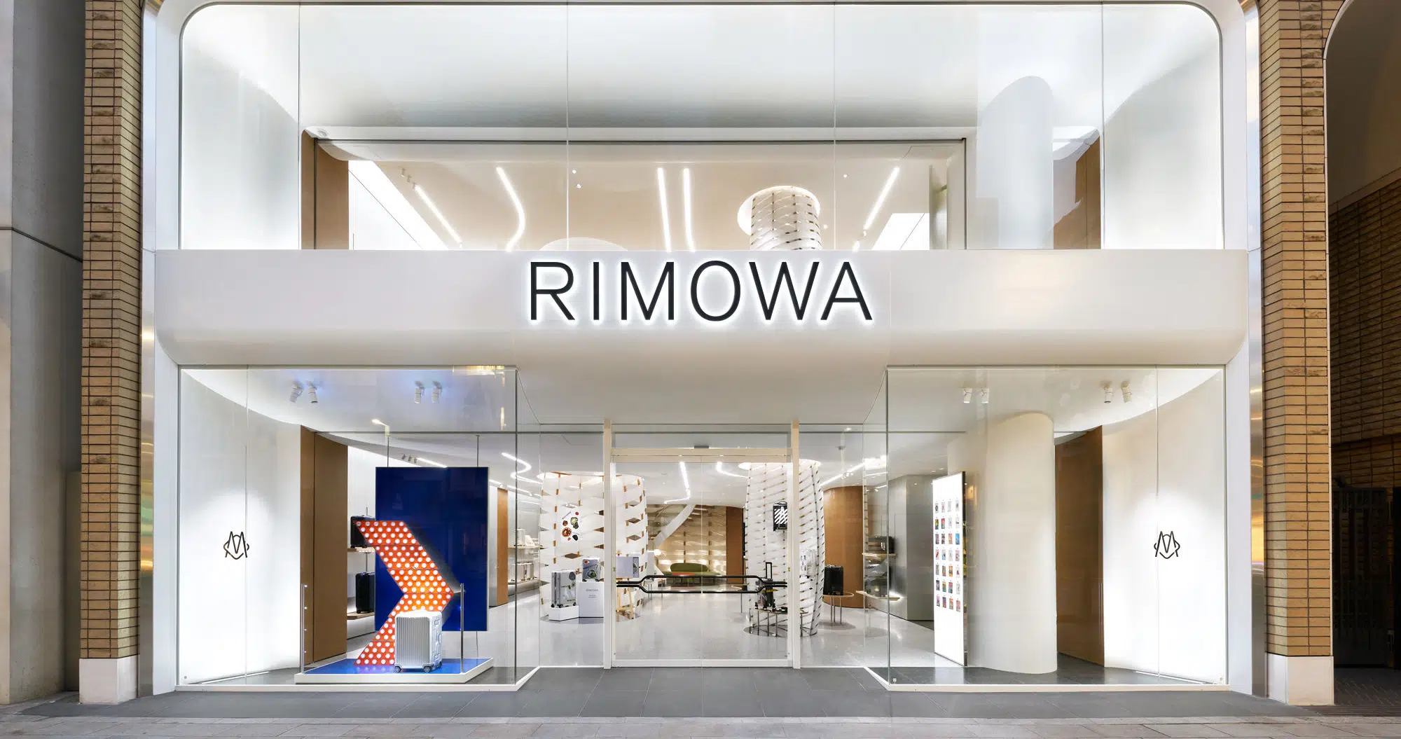 Banner 1 - RIMOWA Store Deutschland