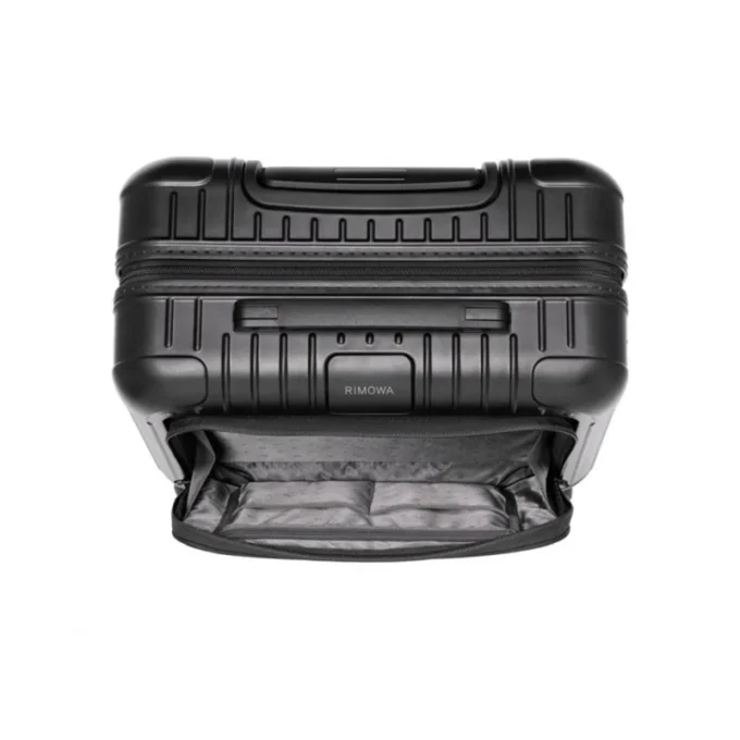 Essential Sleeve Kompakter, umwandelbarer Rollkoffer Essential Sleeve Kompakter, umwandelbarer Rollkoffer