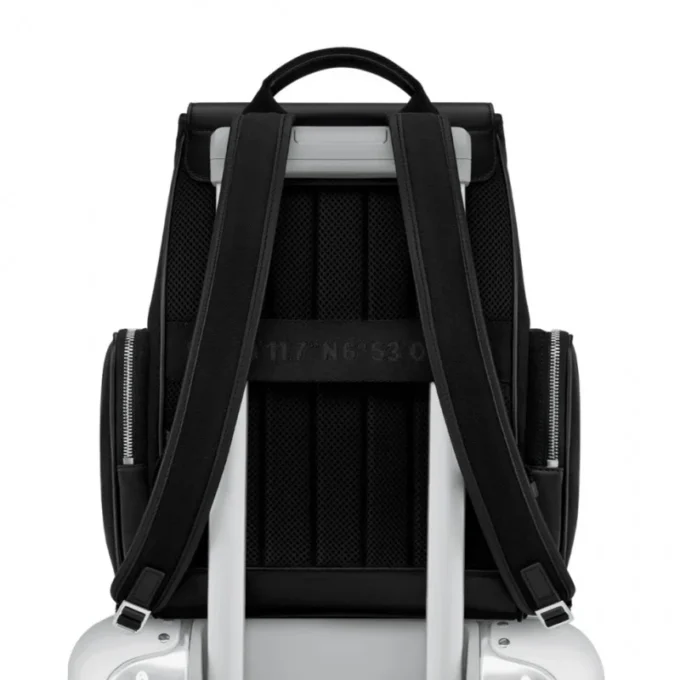 Never Still Small Flap in Leder & Canvas Rucksack Never Still Small Flap in Leder & Canvas Rucksack
