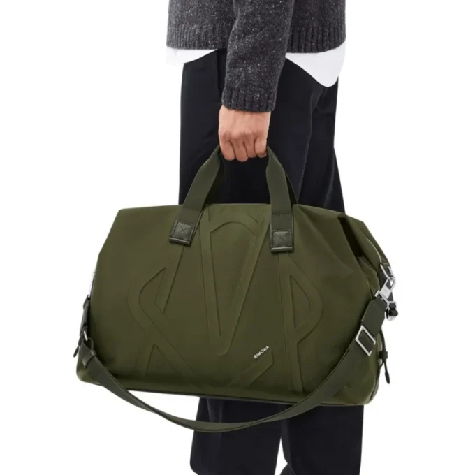Signature in ECONYL® Nylon-Reisetaschen Signature in ECONYL® Nylon-Reisetaschen