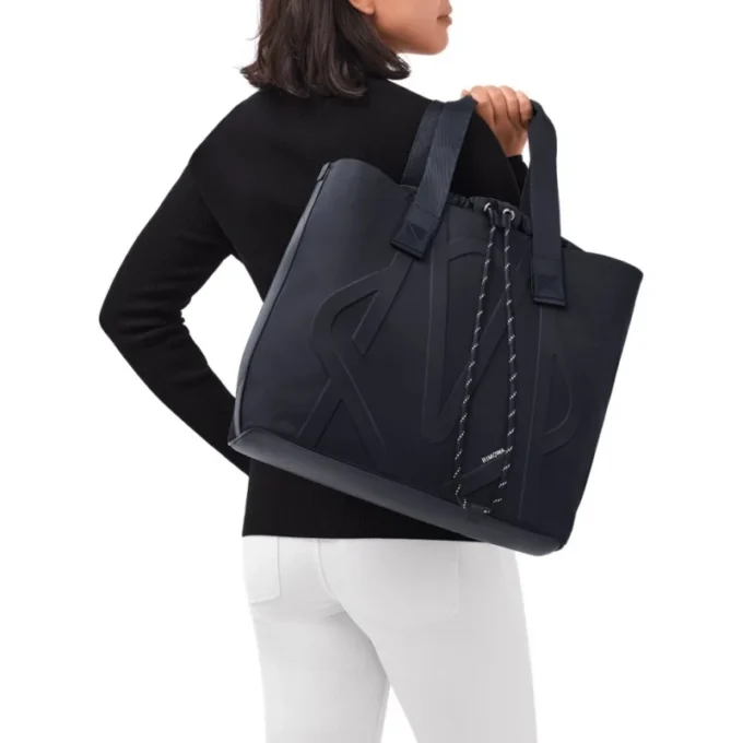 Signature Sliding aus ECONYL®-Nylon TrageBags Signature Sliding aus ECONYL®-Nylon TrageBags