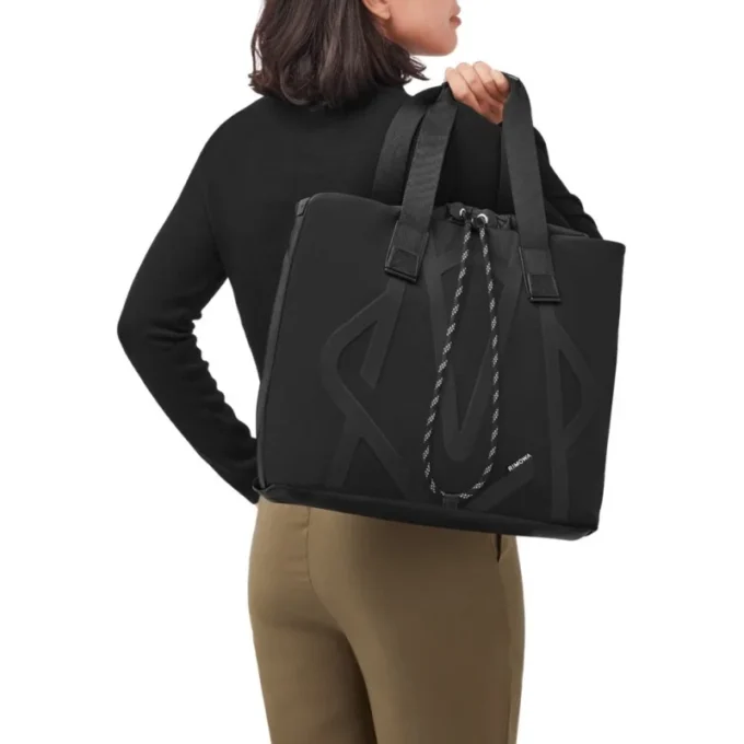 Signature Sliding aus ECONYL®-Nylon TrageBags Signature Sliding aus ECONYL®-Nylon TrageBags
